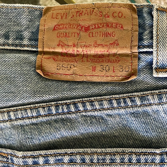 Levi 560 “Comfort Fit” - Light Stonewash, 30W 30L - Picture 6 of 11